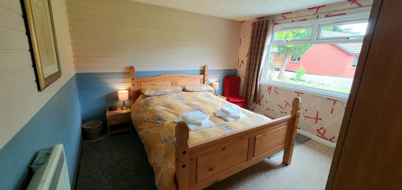 Torcroft Lodges Drumnadrochit Eksteriør billede